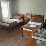 Wentworth Arms Fogadó 4*