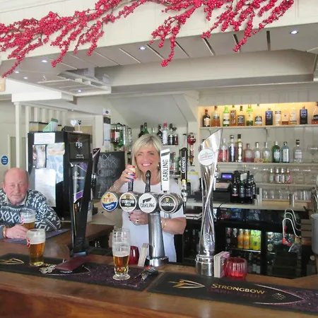 Inn Wentworth Arms