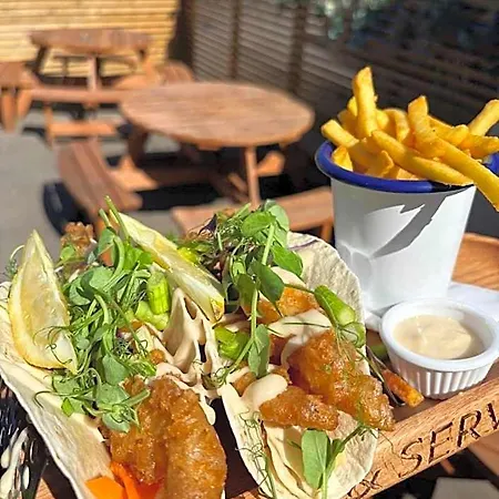 Wentworth Arms Zajazd